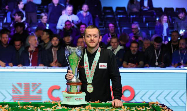 黄金一代球员崭露头角瞩目登顶的简单介绍