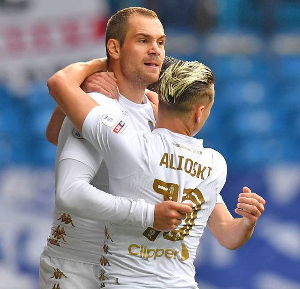 关于卡迪夫城豪取大胜,战绩斐然积分榜高居的信息 关于卡迪夫城豪取大胜,战绩斐然积分榜高居的信息