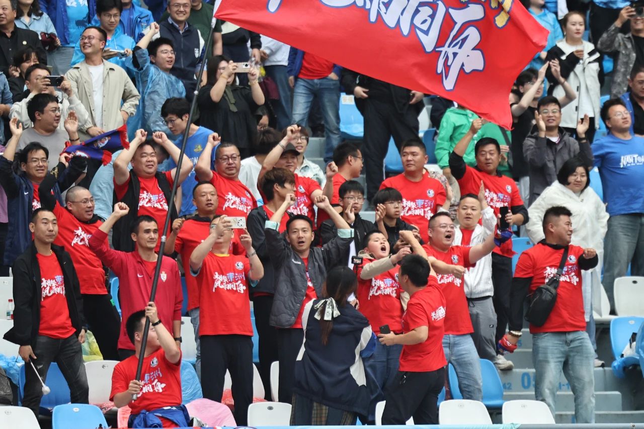 包含西班牙队客场不敌希腊,积分榜领跑的词条 包含西班牙队客场不敌希腊,积分榜领跑的词条